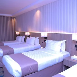 https://hotel-5.medinahotel.net