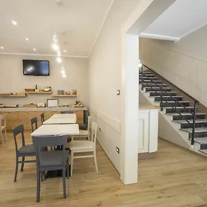 https://albergo-africa.it-tuscanyhotel.com